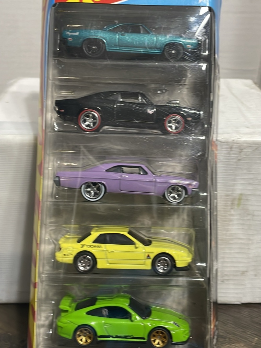 Hot Wheels - Picture 5 of 9